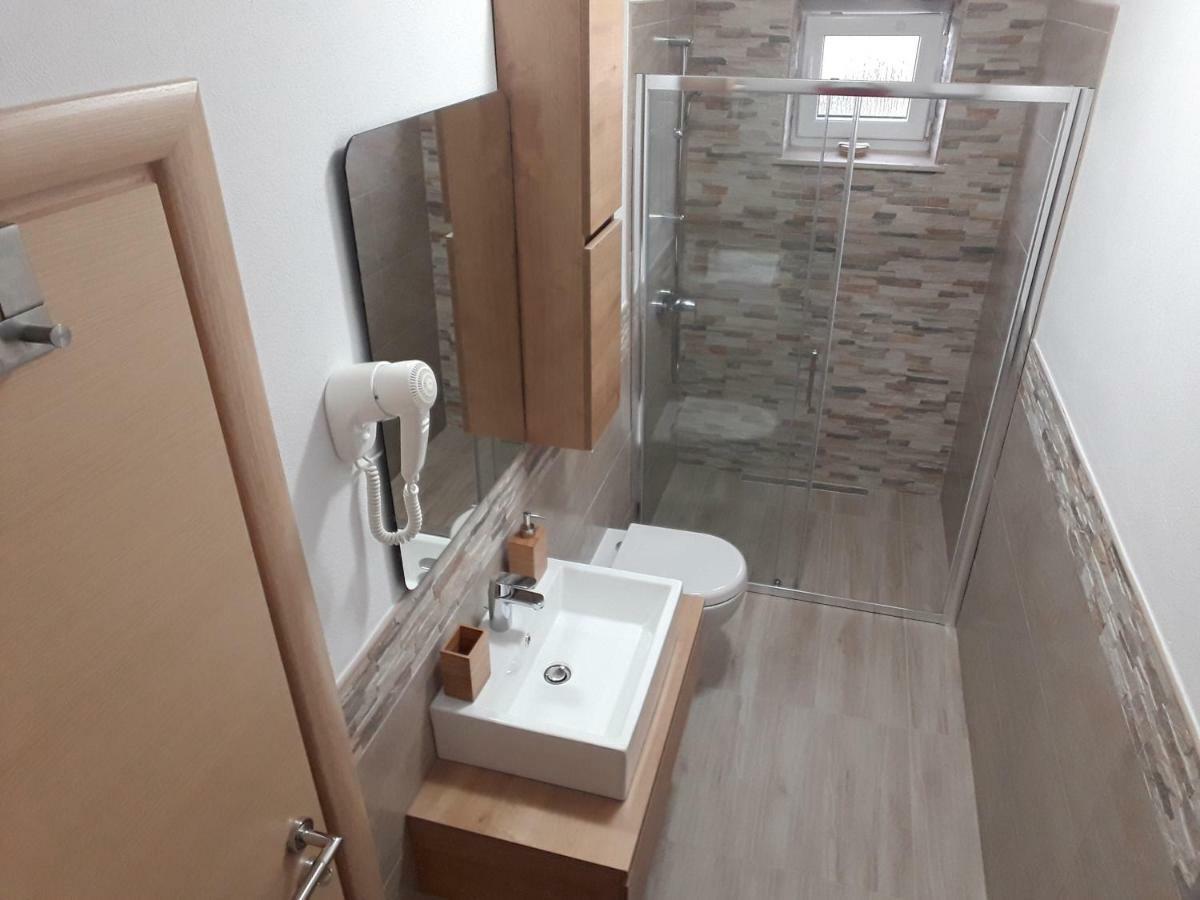 Apartments Jo Сень Экстерьер фото